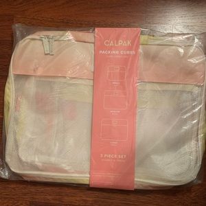 Calpak 3 pack of packing cubes